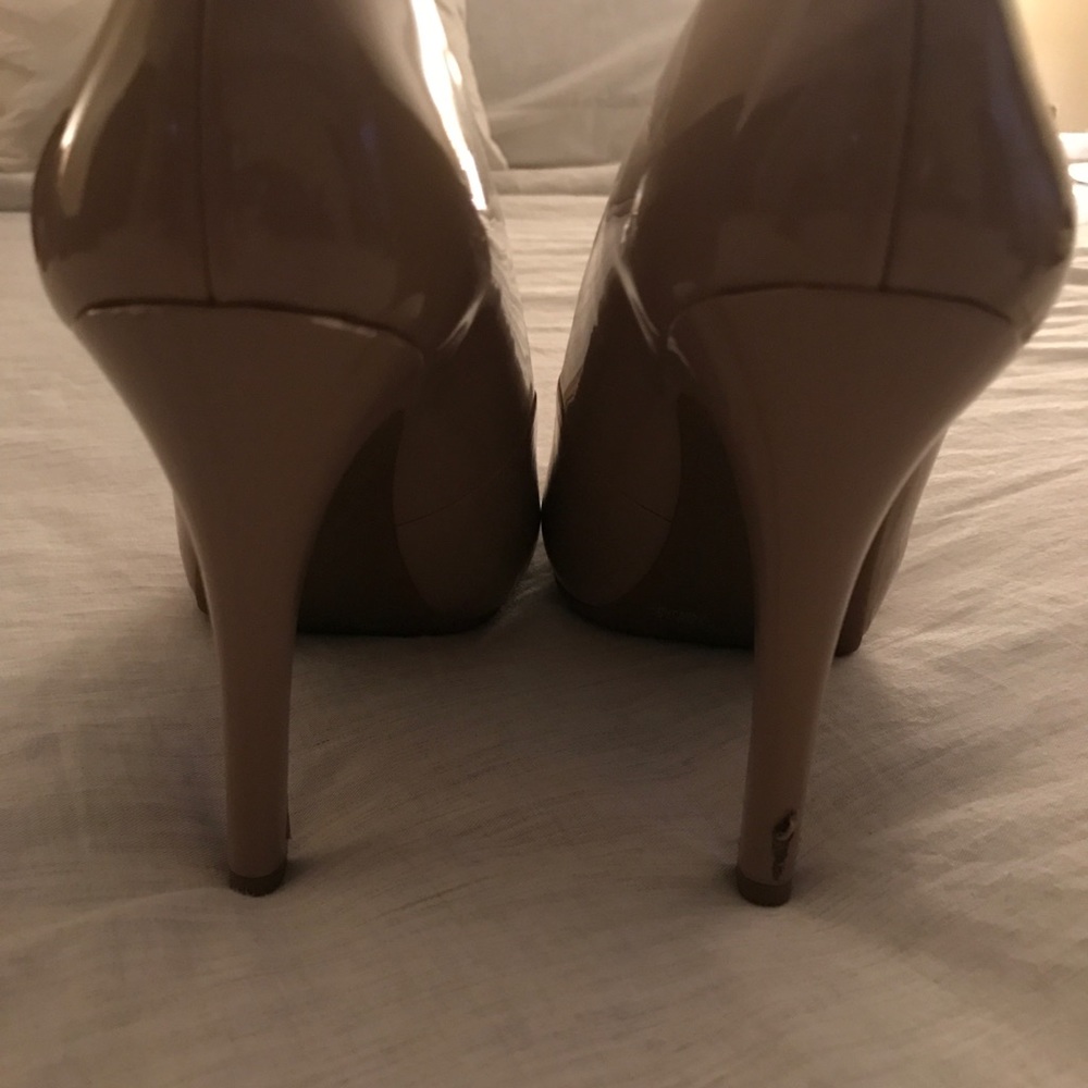 Jessica Simpson Nude Heals
